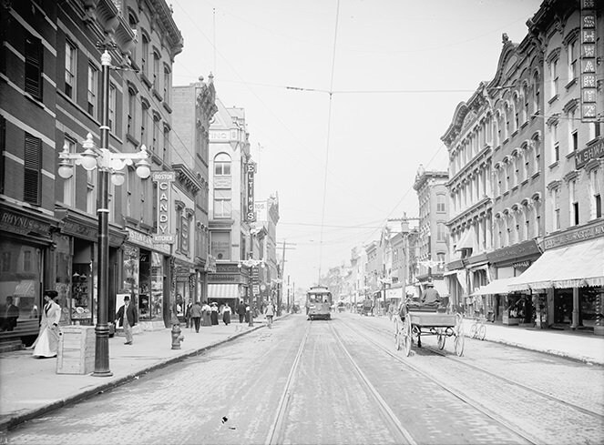 Retro Poughkeepsie NY Cross Stitch Pattern: 1910 Main Street (PDF) - Image 2