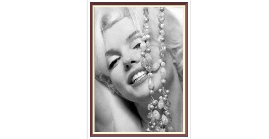 Marilyn Monroe - Cross Stitch Pattern - PDF Counted Vintage Full Cross Stitches - 4 Sizes