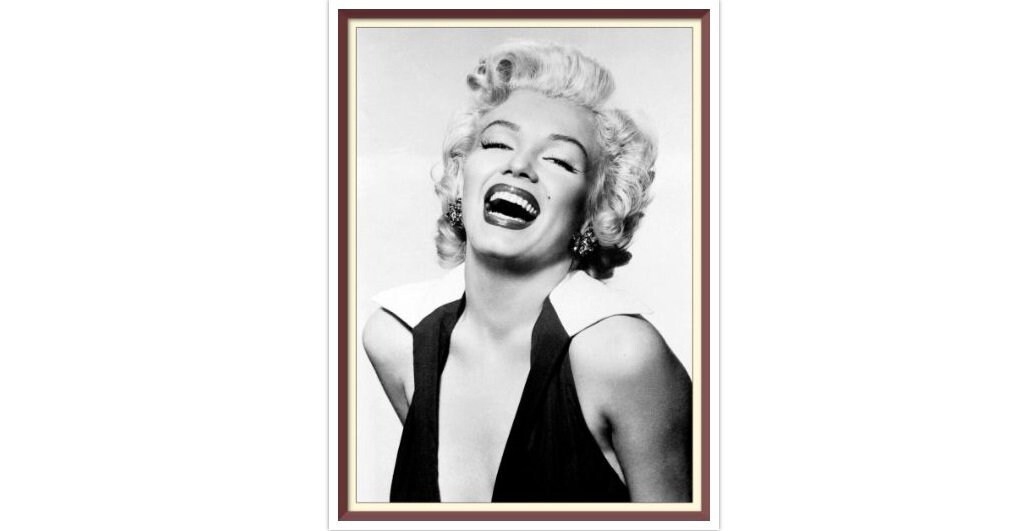 Marilyn Monroe - Cross Stitch Pattern - PDF Counted Vintage Full Cross Stitches - 4 Sizes