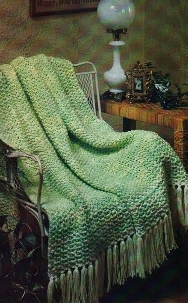 Knitted Lemon Lime Afghan Pattern: Vintage Country Home Decor (PDF) - Image 2